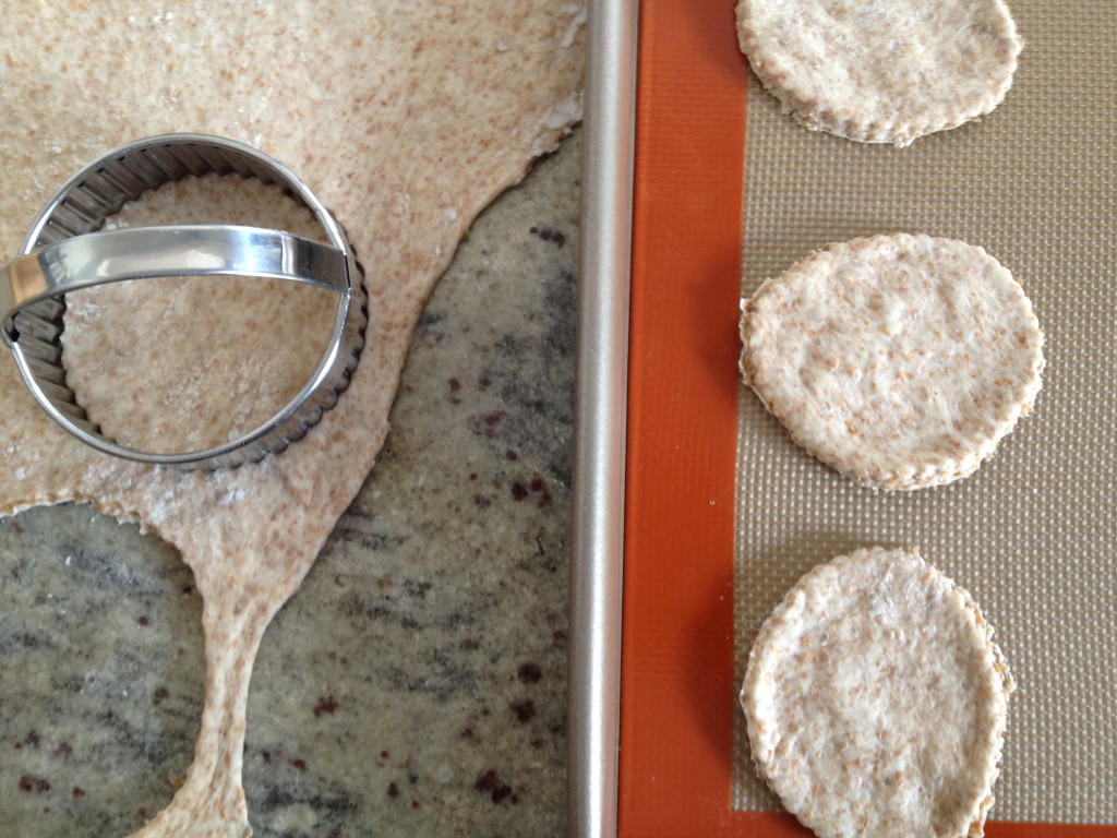 I used a biscuit cutter to make the circles of dough