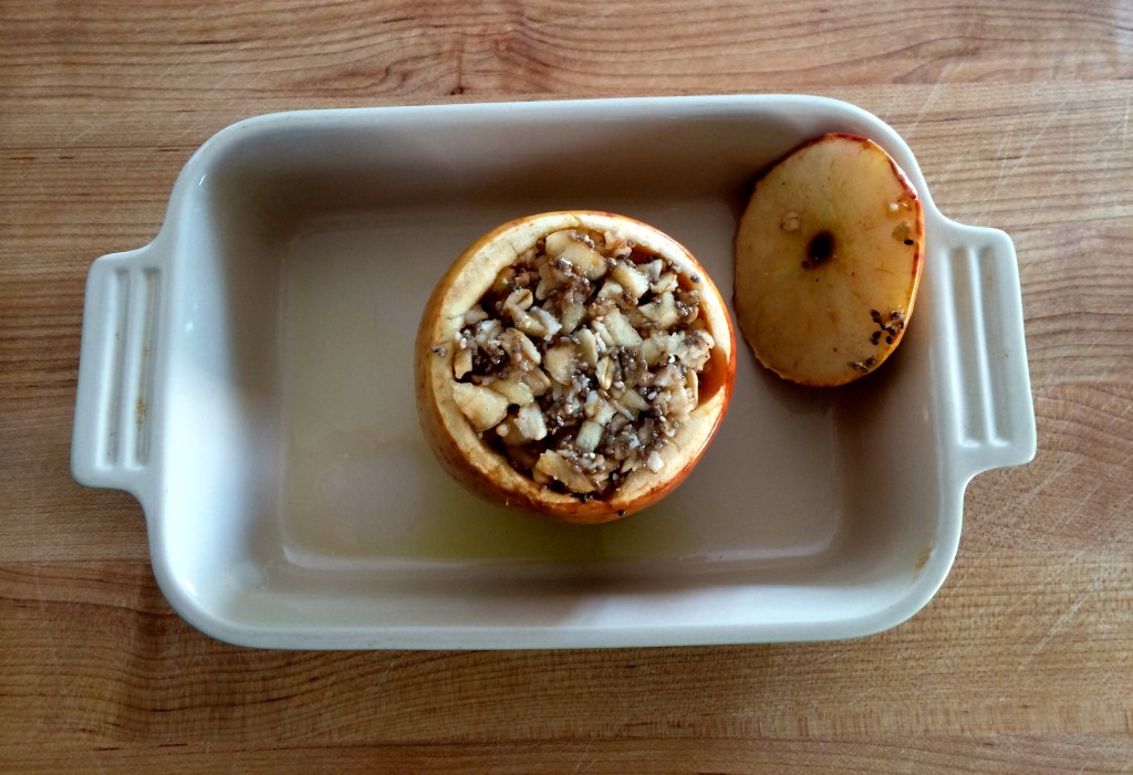 Vegan Baked Apple with Oatmeal 