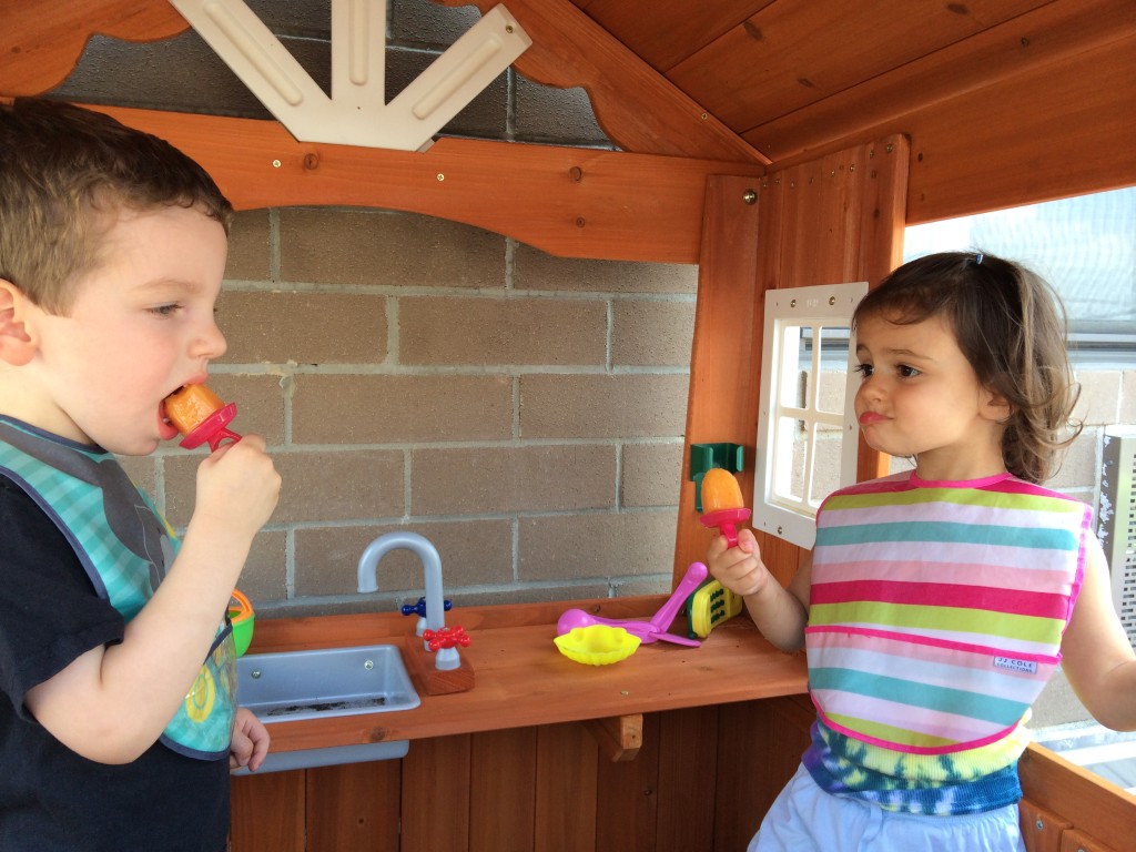 Peppery Peach Purée Pops from teeny tiny foodie