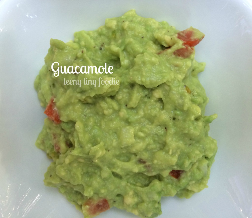 Homemade #guacamole is a #healthy and #delicious snack that kids can help make. It's so tasty they won't even realize they are eating their vegetables! recipe from teeny tiny foodie #kidsinthekitchen #KidsCookMonday