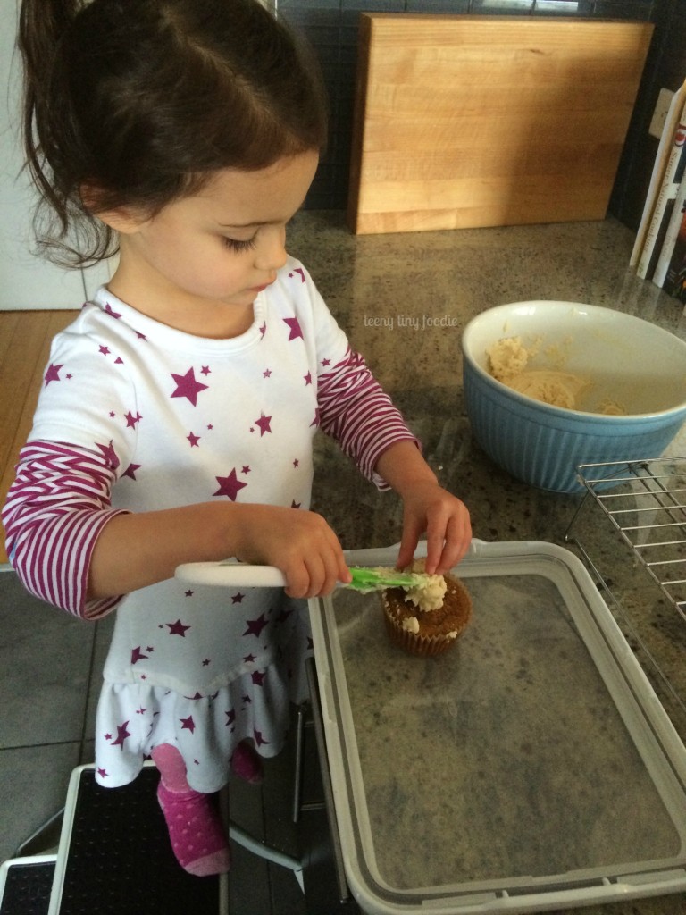 Carrot Cake Muffins with Very Vanilla Frosting by teeny tiny foodie are a #delicious #treat you can make with your kids. #kidsinthekitchen #toddlerscancook #KidsCookMonday