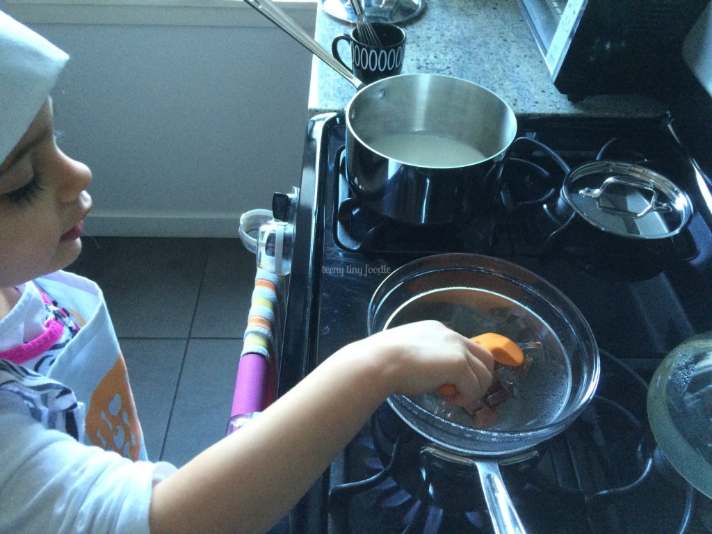 Homemade Hot Chocolate from teeny tiny foodie will keep you warm and cozy this winter! #hotchocolate #kidsinthekitchen #toddlerscancook