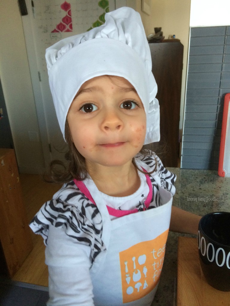 Homemade Hot Chocolate from teeny tiny foodie will keep you warm and cozy this winter! #hotchocolate #kidsinthekitchen #toddlerscancook