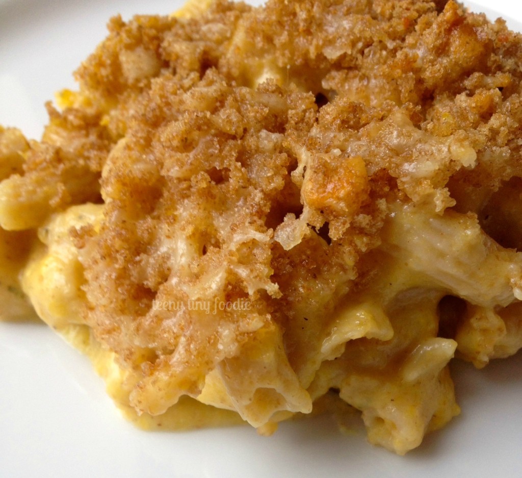 Pumpkin Macaroni & Cheese from teeny tiny foodie is being shared as part of the #LoveHealthy Veggie Love Campaign #squash #pumpkin #macaroniandcheese #pasta #healthy #veggies