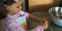 Eliana was inspired to create an impromptu video with tips about squeezing "wemons" (lemons) and the importance of a strainer. #teenytinyfoodie
